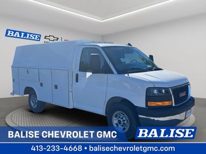 New 2025 GMC Savana 3500 w/ Power Convenience Package