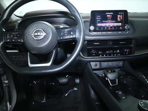 Used 2023 Nissan Rogue SV AWD/4WD image 28
