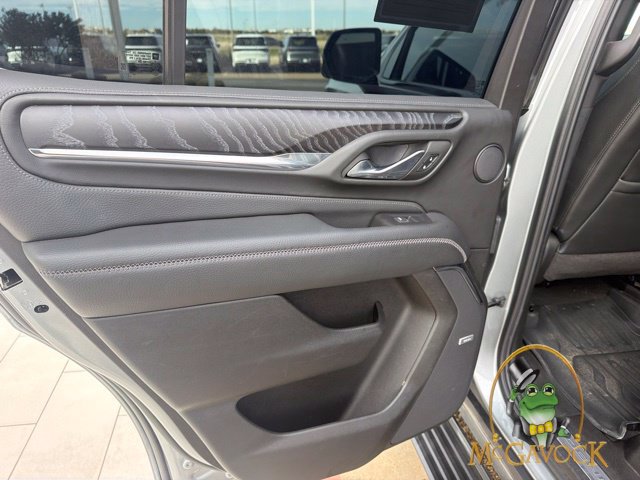 Used 2023 GMC Yukon Denali w/ Advanced Technology Package AWD/4WD image 24