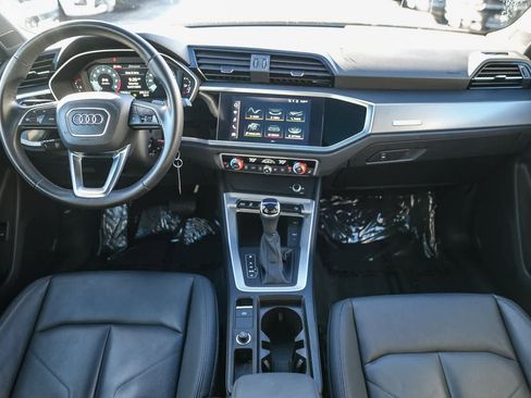 Used 2022 Audi Q3 2.0T Premium image 11