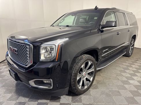 Used 2017 GMC Yukon XL Denali w/ Open Road Package image 12