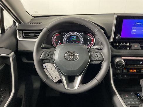 New 2025 Toyota RAV4 XLE image 10