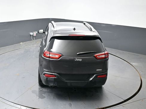 Used 2016 Jeep Cherokee Latitude image 20