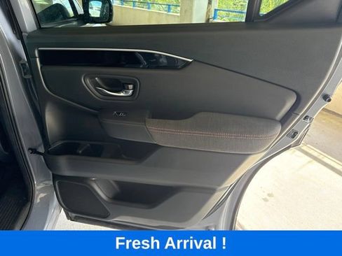 Used 2023 Honda Pilot Sport image 15