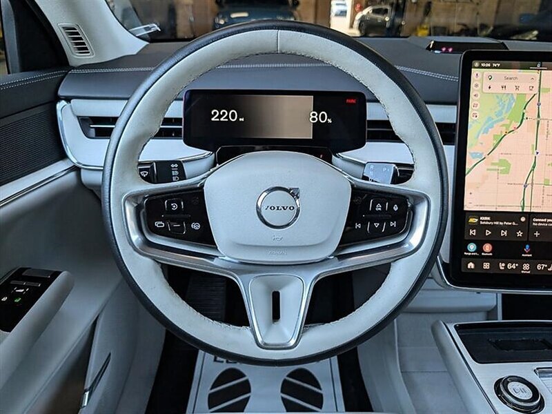Used 2025 Volvo EX90 Ultra AWD/4WD image 19