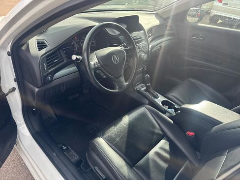 Used 2013 Acura ILX w/ Technology Package image 9