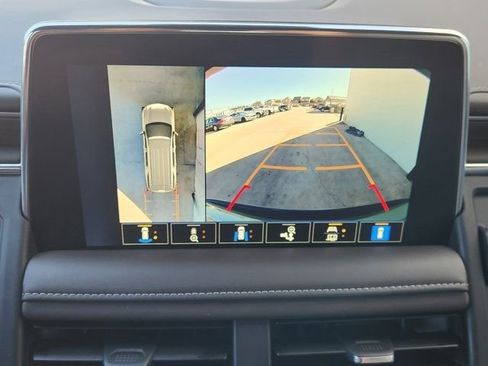 Used 2023 Chevrolet Tahoe LT w/ Luxury Package image 6