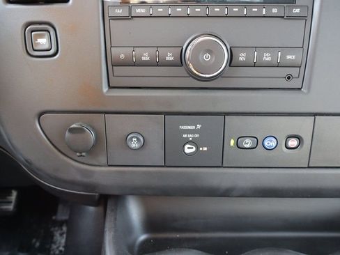 New 2025 Chevrolet Express 3500 w/ Power Convenience Package image 14