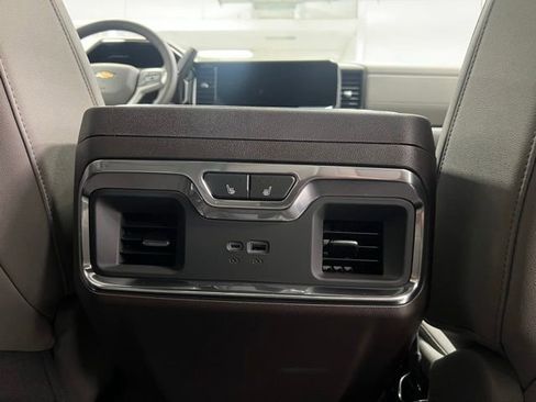 New 2026 Chevrolet Silverado 2500 LTZ w/ LTZ Premium Package AWD/4WD image 22