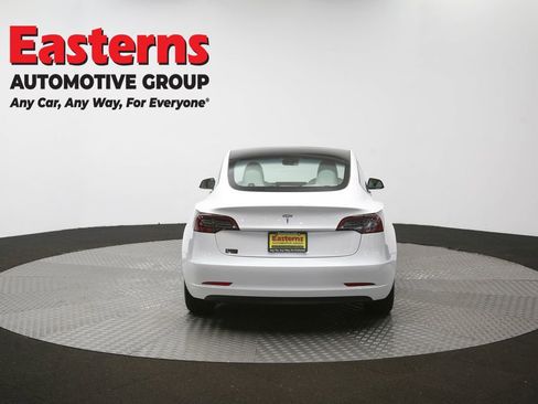 Used 2023 Tesla Model 3 Standard Range image 31