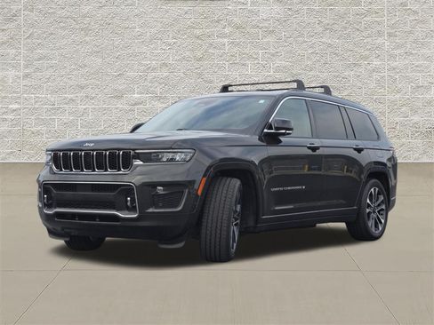 Used 2022 Jeep Grand Cherokee L Overland AWD/4WD image 3