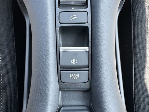 New 2026 Honda HR-V LX image 22
