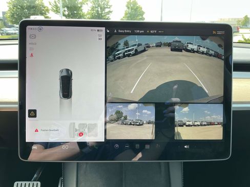 Used 2022 Tesla Model Y Performance image 18