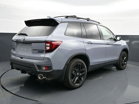 Used 2025 Honda Passport Black Edition image 7
