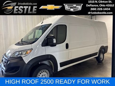 Used 2025 RAM ProMaster 2500 w/ Convenience Group FWD image 1