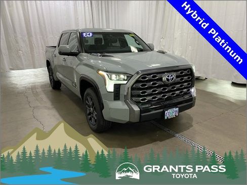 Used 2024 Toyota Tundra Platinum image 1