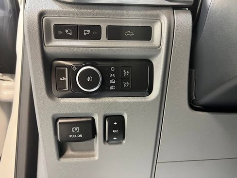 Used 2021 Ford F150 Lariat w/ Equipment Group 502A High AWD/4WD image 18
