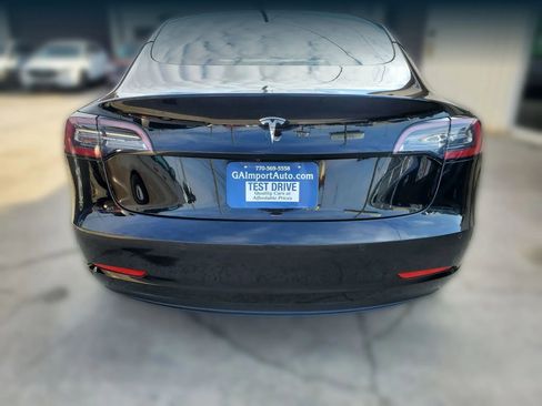Used 2022 Tesla Model 3 Standard Range image 7