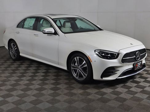 Used 2022 Mercedes-Benz E 350 4MATIC Sedan w/ Driver Assistance Package image 57