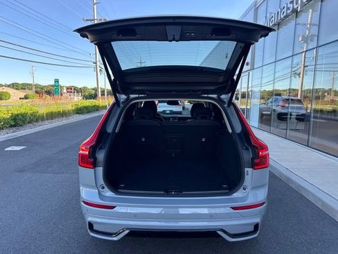 Certified 2025 Volvo XC60 B5 Plus AWD/4WD image 11