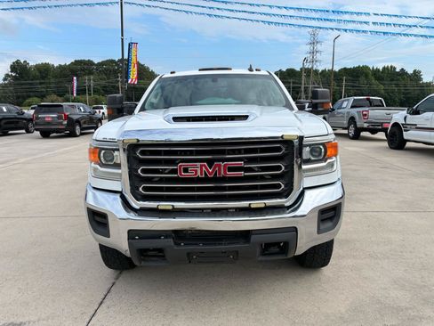 Used 2019 GMC Sierra 3500 4x4 Crew Cab w/ Sierra Convenience Package image 2