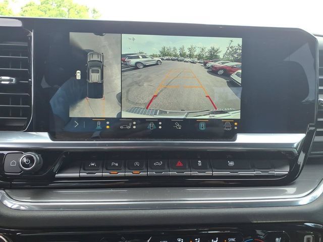 Used 2023 Chevrolet Silverado 1500 High Country AWD/4WD image 21