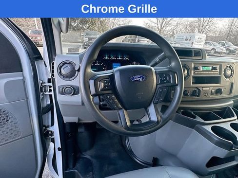 Used 2021 Ford E-350 and Econoline 350 Super Duty w/ Power Windows & Locks Group image 23