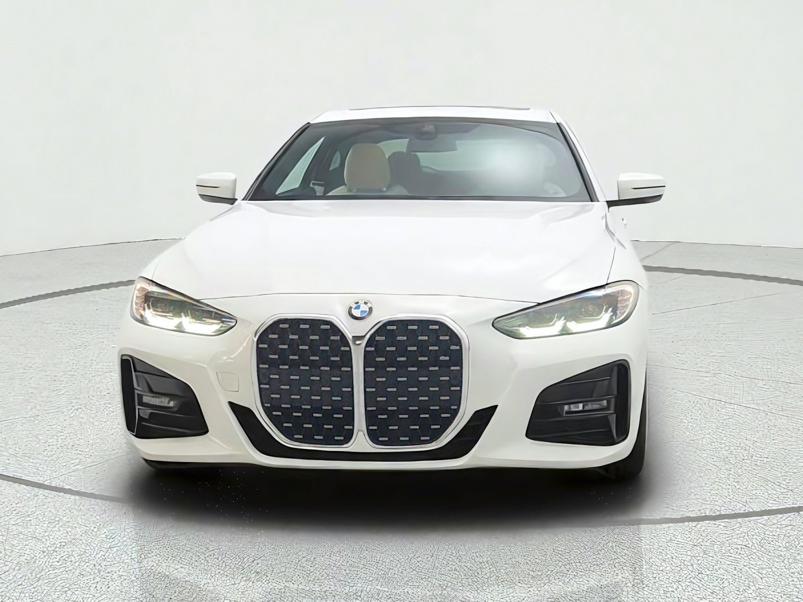 Used 2021 BMW 430i Coupe w/ M Sport Package RWD image 2