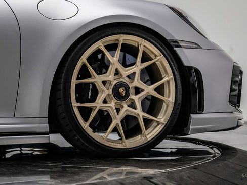 Used 2021 Porsche 911 Turbo S image 94
