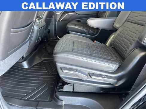 Used 2022 Cadillac Escalade Sport Platinum w/ LPO, ONYX Package AWD/4WD image 26