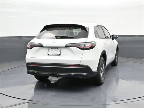 New 2026 Honda HR-V LX image 10