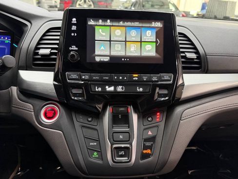 Used 2018 Honda Odyssey EX-L image 26