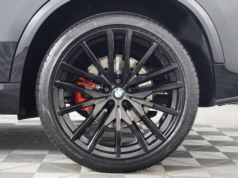 Used 2025 BMW X5 xDrive40i w/ Executive Package AWD/4WD image 16