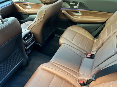 New 2026 Mercedes-Benz GLS 450 4MATIC image 11