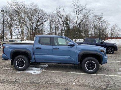 New 2026 Toyota Tacoma TRD Off-Road image 2