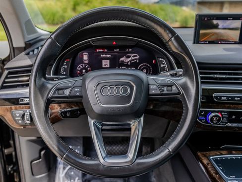 Used 2018 Audi Q7 3.0T Prestige w/ Prestige Package AWD/4WD image 15