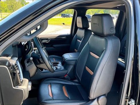 Used 2024 GMC Sierra 2500 AT4 w/ AT4 Premium Plus Package AWD/4WD image 22