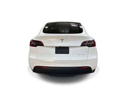 Certified 2023 Tesla Model Y Long Range AWD/4WD image 5