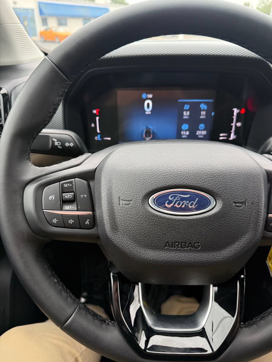 New 2026 Ford Ranger XLT w/ FX4 Off-Road Package AWD/4WD image 15
