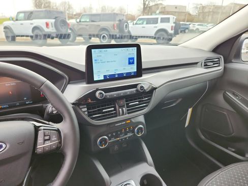 New 2026 Ford Escape Active w/ Cold Weather Package image 18