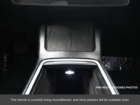 Used 2022 Tesla Model 3 image 25