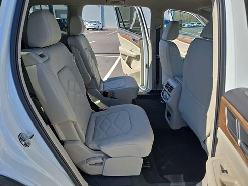 New 2026 Volkswagen Atlas SE AWD/4WD image 17