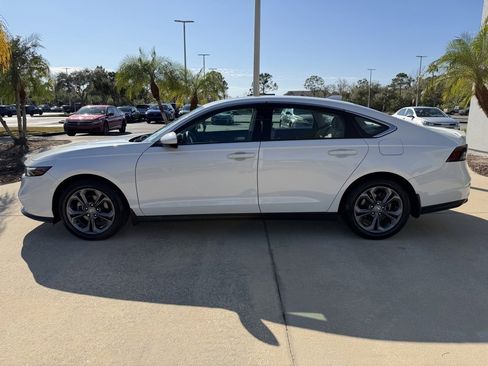 Used 2023 Honda Accord EX image 7