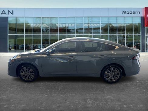 New 2026 Nissan Sentra SL w/ Floor Mat Package image 7