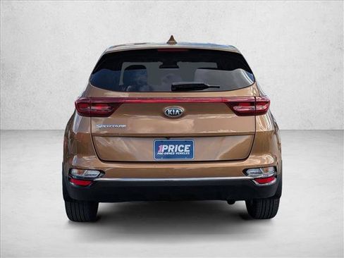Used 2020 Kia Sportage LX image 7