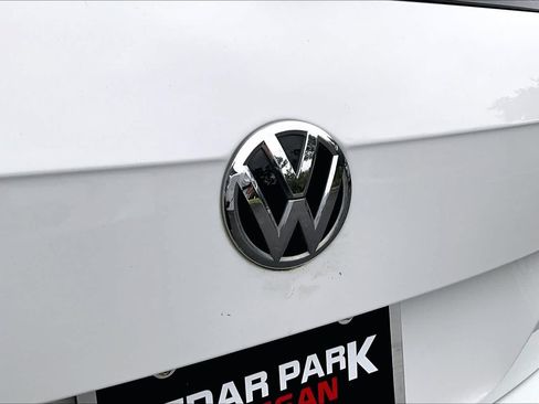 Used 2020 Volkswagen Tiguan S FWD image 31