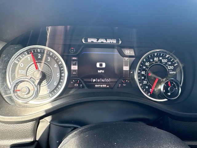 Used 2023 RAM 1500 Laramie AWD/4WD image 18