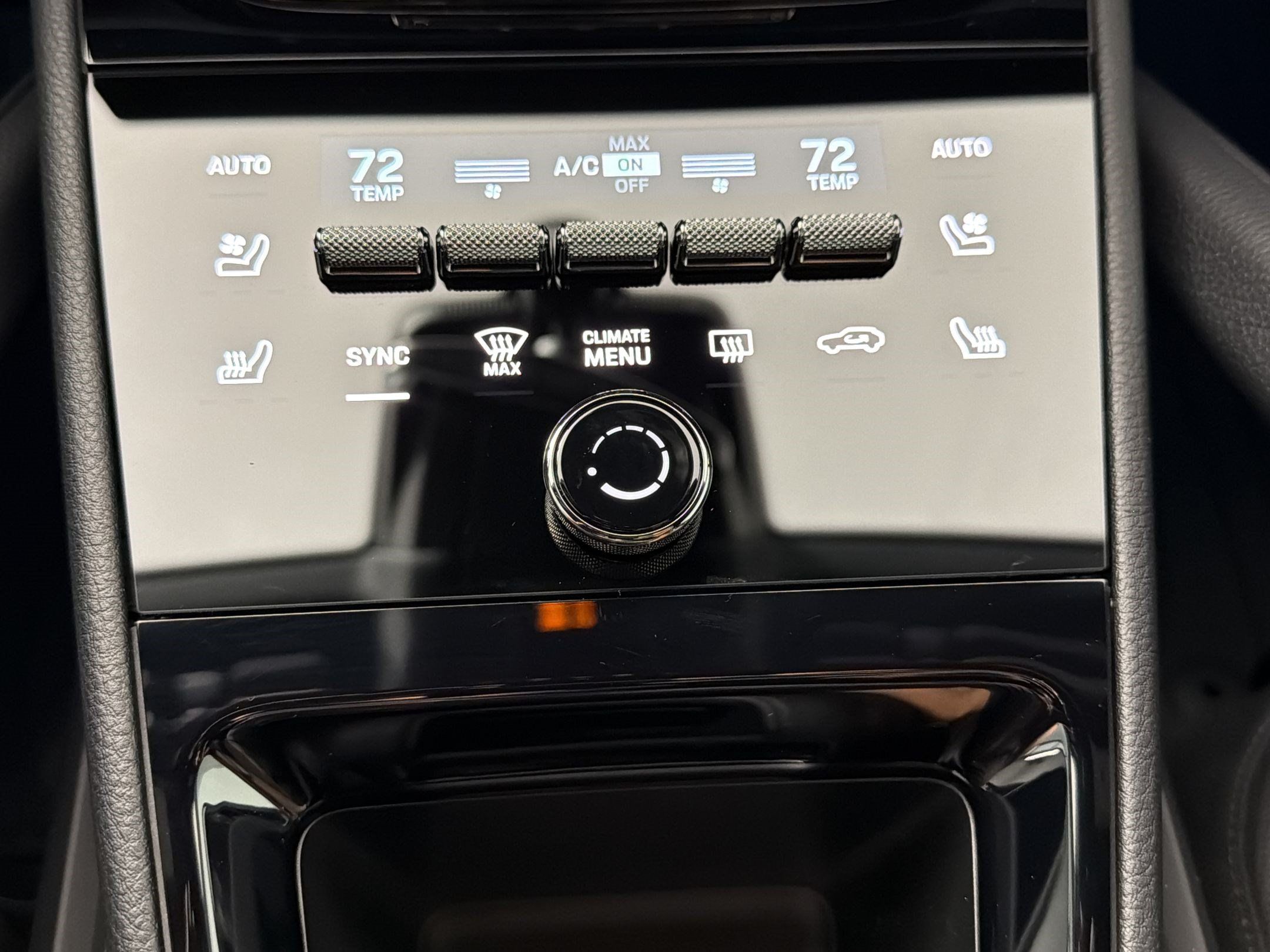 Certified 2026 Porsche Cayenne AWD/4WD image 19