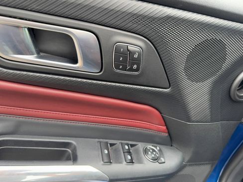 Used 2024 Ford Mustang GT Premium image 13