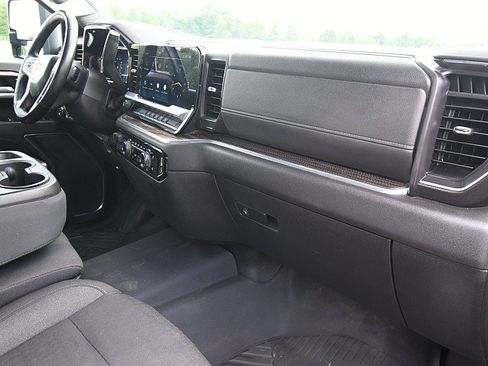 Used 2024 Chevrolet Silverado 2500 LT AWD/4WD image 22